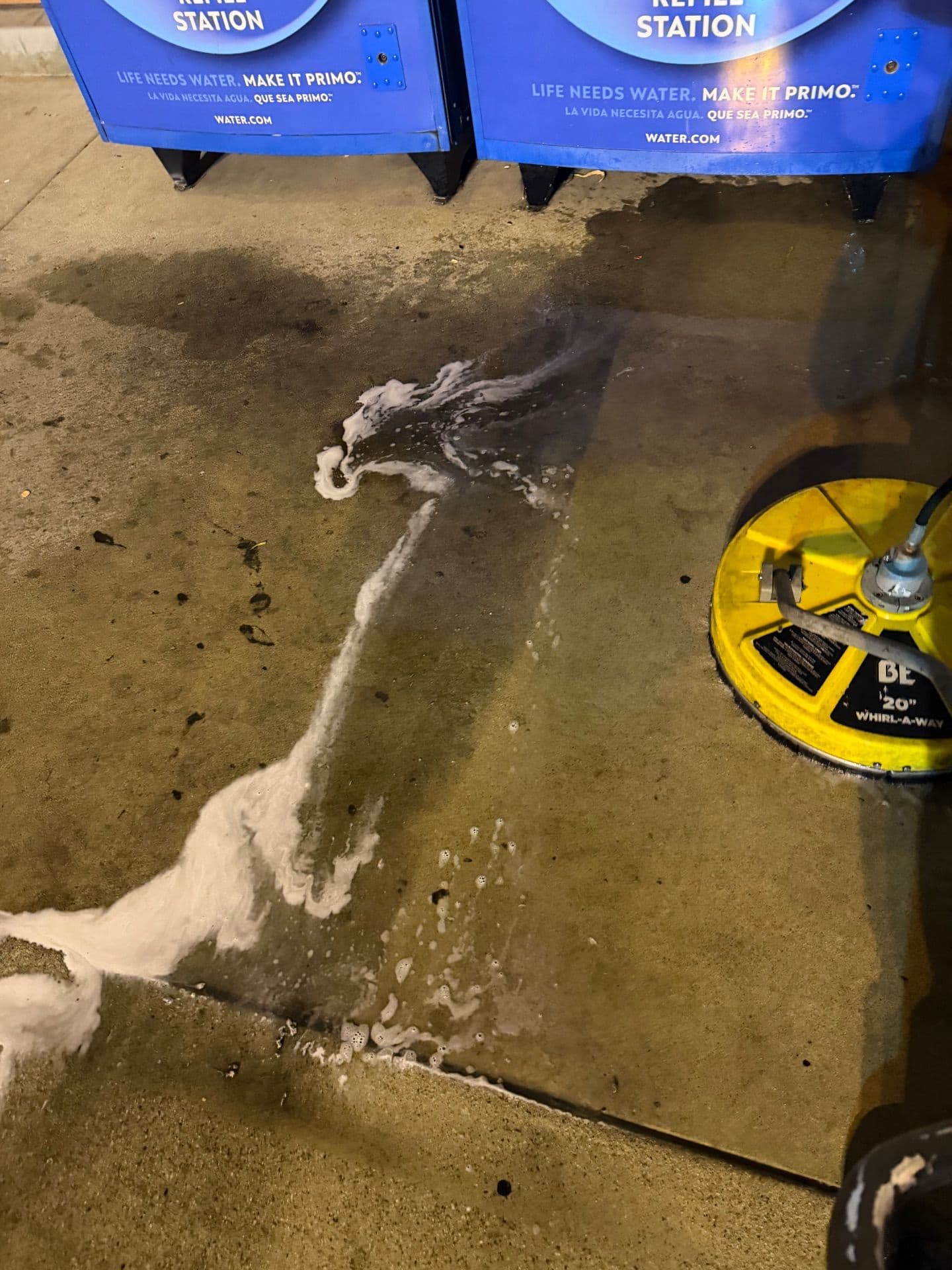 Gallery photos for Sparkling Clean Storefront: Image #3